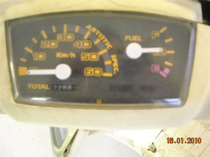 Yamaha Jog Artistic Spec.(solgt) billede 8