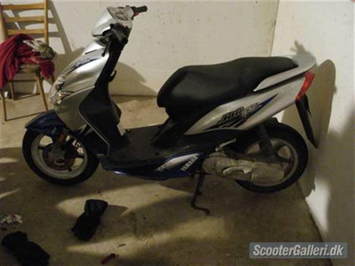 Yamaha jog r byttet til jog fs billede 3