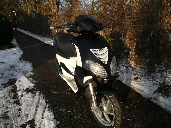 Piaggio NRG Power DT (TIL SALG) billede 3