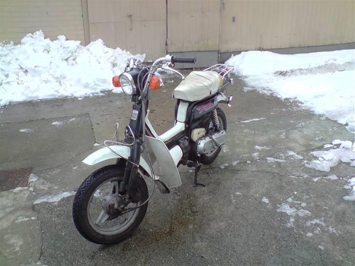 Suzuki FZ50 solgt - da jeg lige havde fået den billede 10