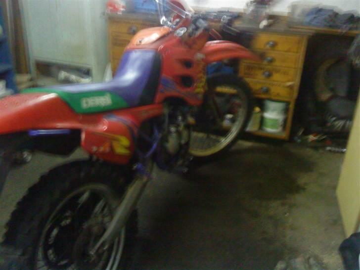 Derbi senda r solgt død billede 2
