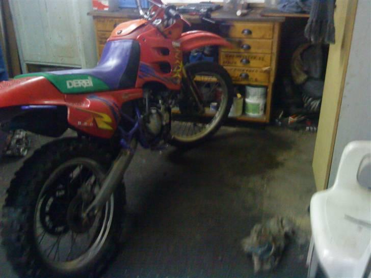 Derbi senda r solgt død billede 3