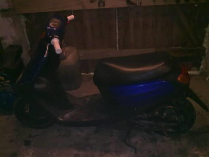 Yamaha Jog space (Projekt 40%) billede 1