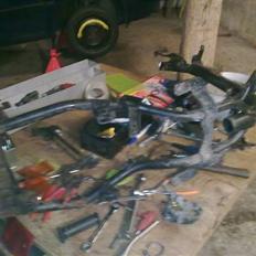 Yamaha Jog space (Projekt 40%)