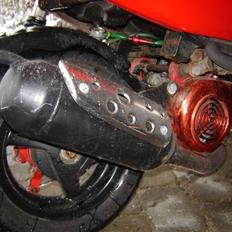 Aprilia Sonic TAGET AF POLITI !