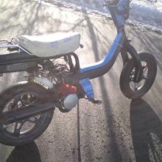 Suzuki fz 50             (SOLGT)