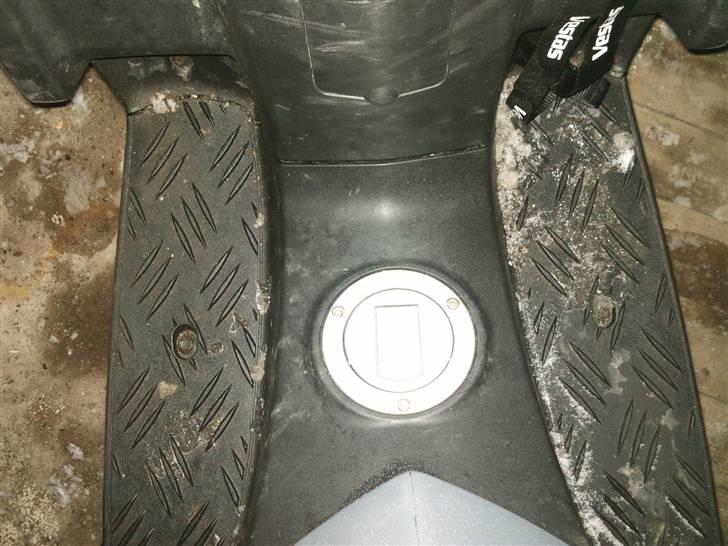 Peugeot speedfight3 skole scooter - tankdæksel billede 10