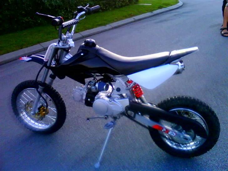 MiniBike Honda dax kopi (Solgt!) - fra siden. billede 2