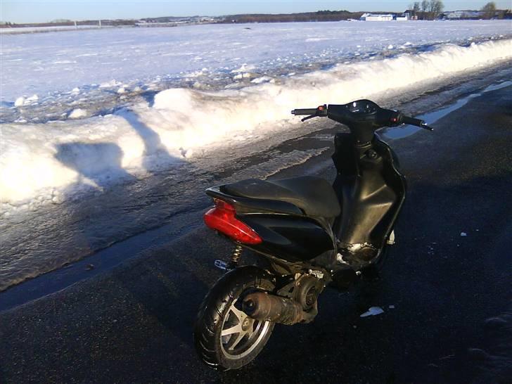 Yamaha jog R >>byttet<< billede 7