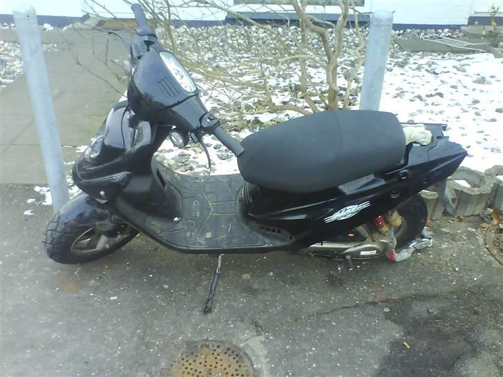 PGO hot 50  billede 1