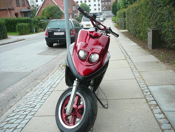 {{currentPhoto.altText}} billede {{currentPhoto.number}}