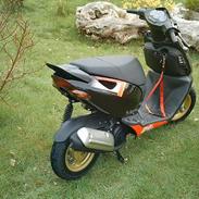 Aprilia sonic gp solgt