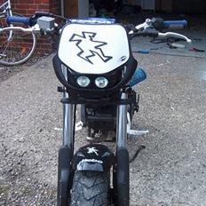 Suzuki street magic (solgt)