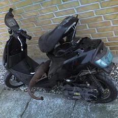 Yamaha Jog FS - SOLGT!!