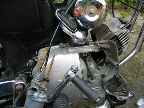 Yamaha 4g DX -- SOLGT - skifter membranen billede 7