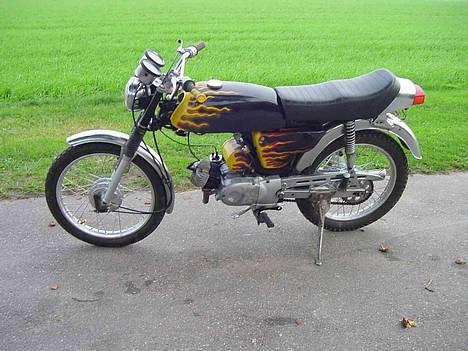 Suzuki K50 SOLGT billede 2