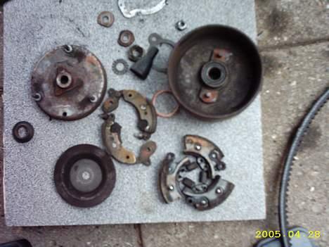 Vespa ciao [SOLGT] - renovering af tørkoblingen billede 9