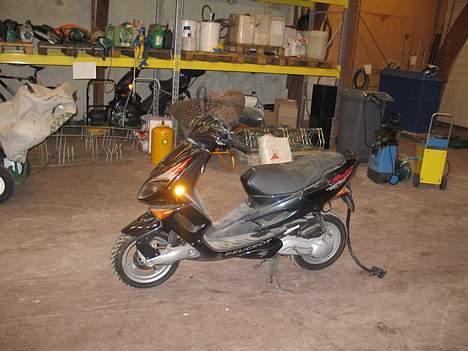 Peugeot speedfight 45 billede 2