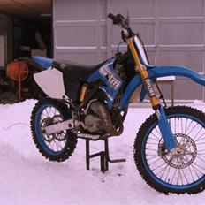 TM 125/85
