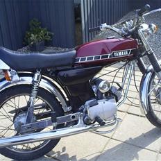 Yamaha FS1 4 GEAR k1 rødbrun