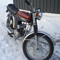 Yamaha FS1 4 GEAR k1 rødbrun