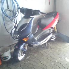 Aprilia SR 50 LC byttet 