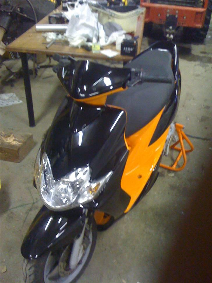 Yamaha jog r (solgt) billede 1