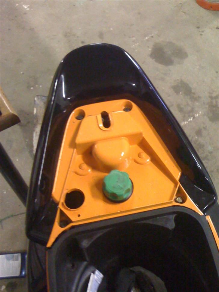 Yamaha jog r (solgt) billede 6