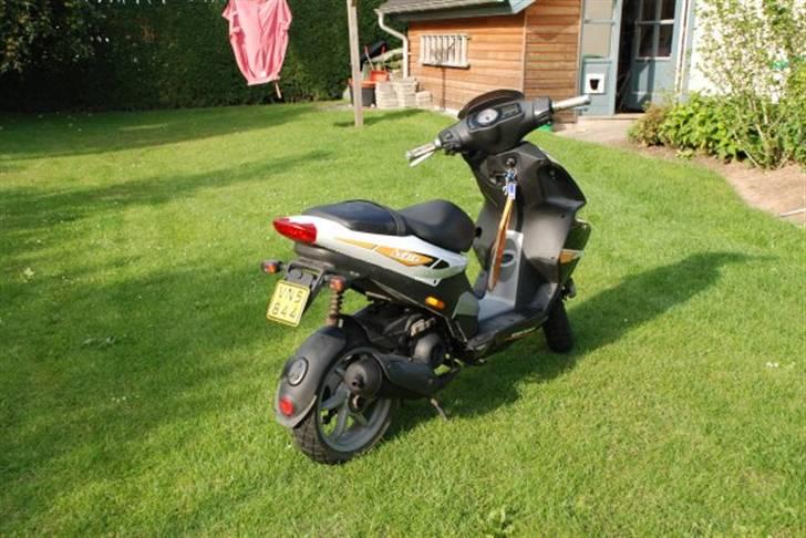 Piaggio *SOLGT* Nrg Power dt billede 3