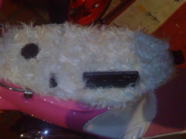 PGO Rodoshow       (SOLGT!) - hjelm rummet hvor der er anlæg i :D billede 2