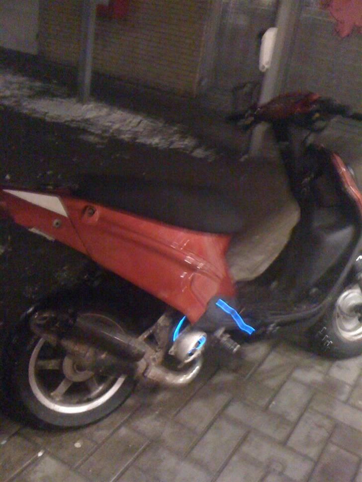 PGO hot 50 solgt! billede 4