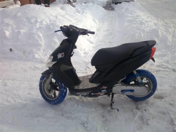 Yamaha jog r  (SOLGT) billede 8