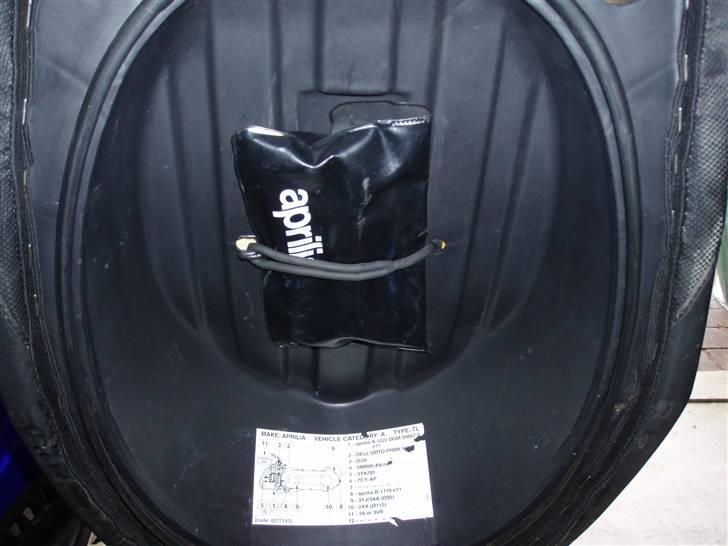 Aprilia sonic,(DET SORTE DYR1.) billede 8