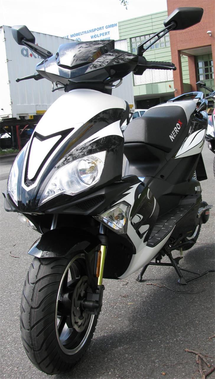 Baotian BT49QT-20 - Den ser sq super rå ud , næsten som en snelopard.. billede 2