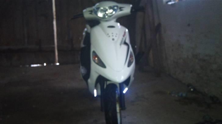 PGO White Magic billede 5