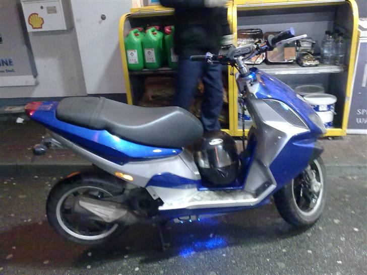 Piaggio nrg power dt SOLGT 6000 billede 4
