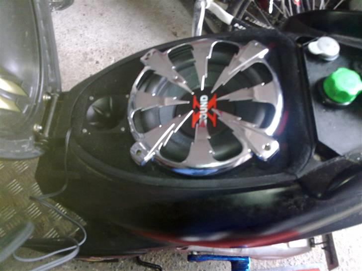 Yamaha jog r  (SOLGT) billede 12