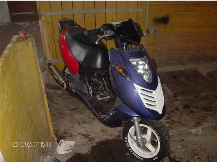 {{currentPhoto.altText}} billede {{currentPhoto.number}}