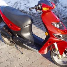 Suzuki katana/den røde mis/SOLGT