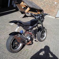 Suzuki Street Magic *Solgt*