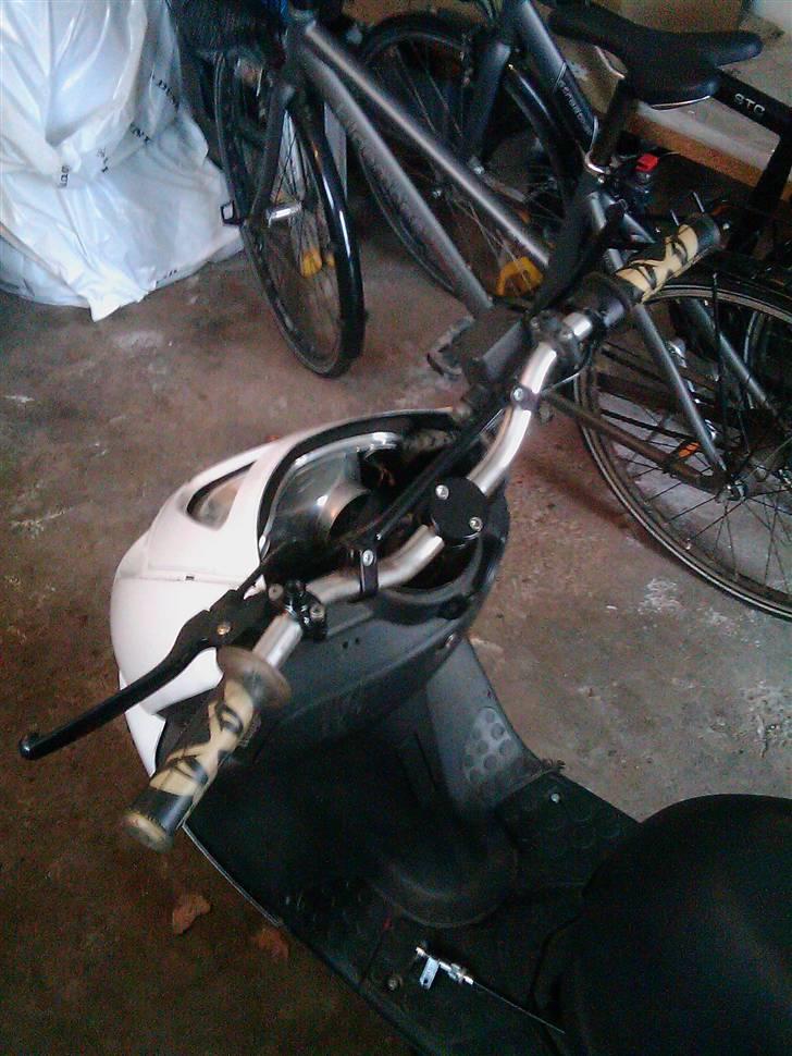 Aprilia Sonic 06  billede 1