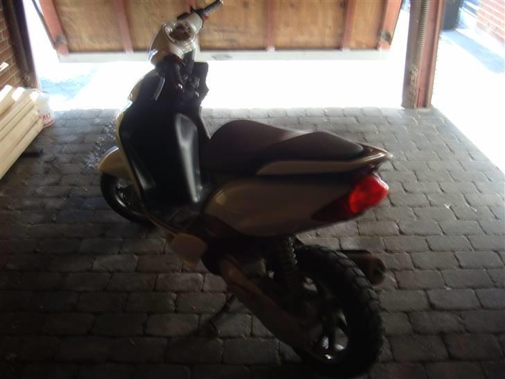 Yamaha Jog R  Byttet til smt billede 3