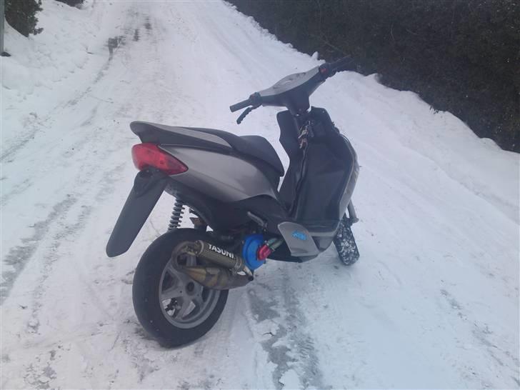 Yamaha jog r lc solgt billede 5