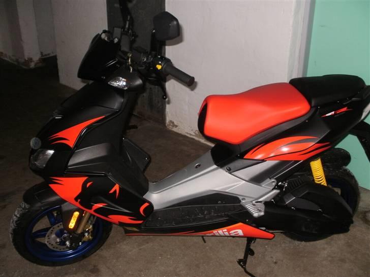 Aprilia Sr 50 Factory billede 3