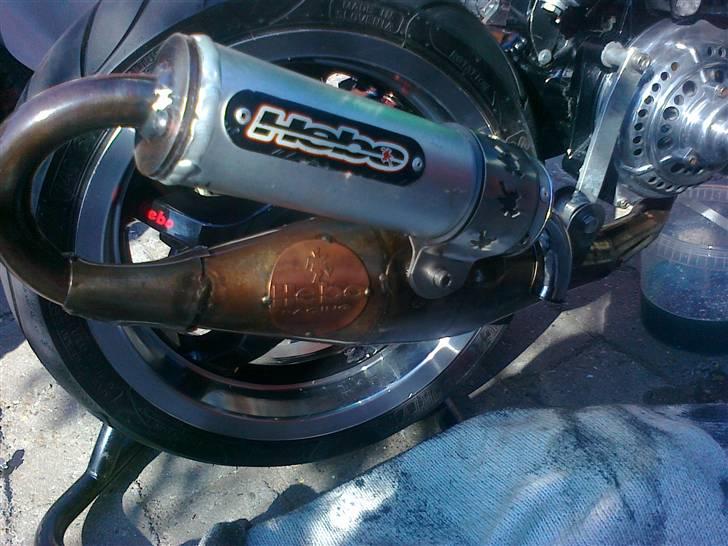 Yamaha Aerox Pata Negra billede 9