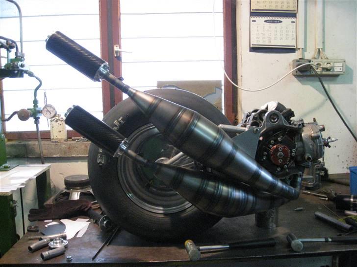 Yamaha 2 cyl sprinter solgt - Billede fra Roost værkstedet i Slovenien.. billede 3