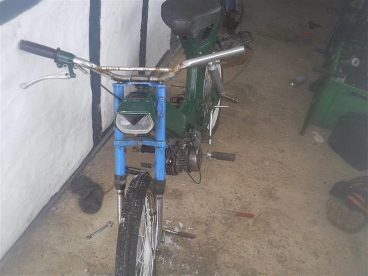 {{currentPhoto.altText}} billede {{currentPhoto.number}}