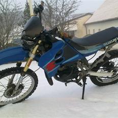 Suzuki rmx