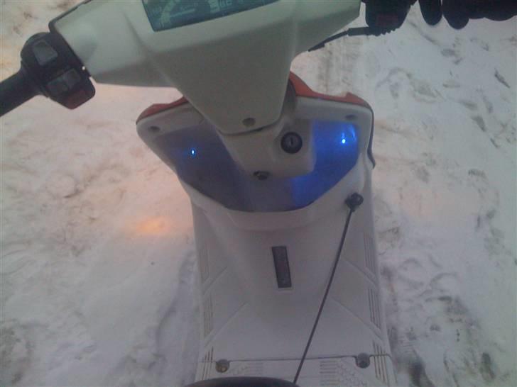 Yamaha jog byttet til hot billede 9