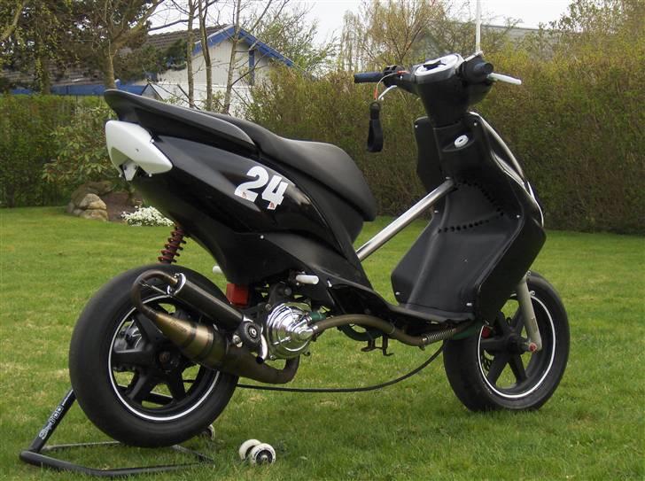 Yamaha Jog R LC TS2  - mums :i billede 1